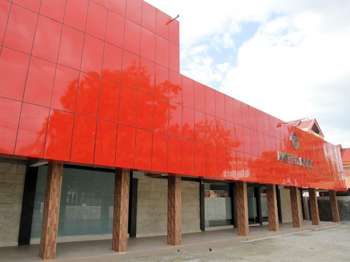 Oyo 840 Hotel Dely Palu Exterior foto